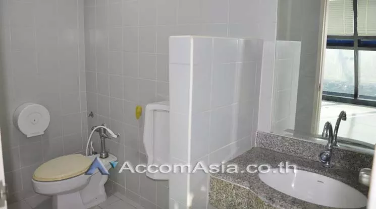 7  Office Space For Rent in Sukhumvit ,Bangkok BTS Asok - MRT Sukhumvit at Easy walk to Asok BTS AA10061